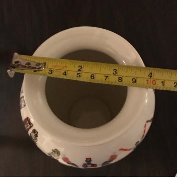 Supreme Alphabet Ceramic Vase - Picture 4 of 6